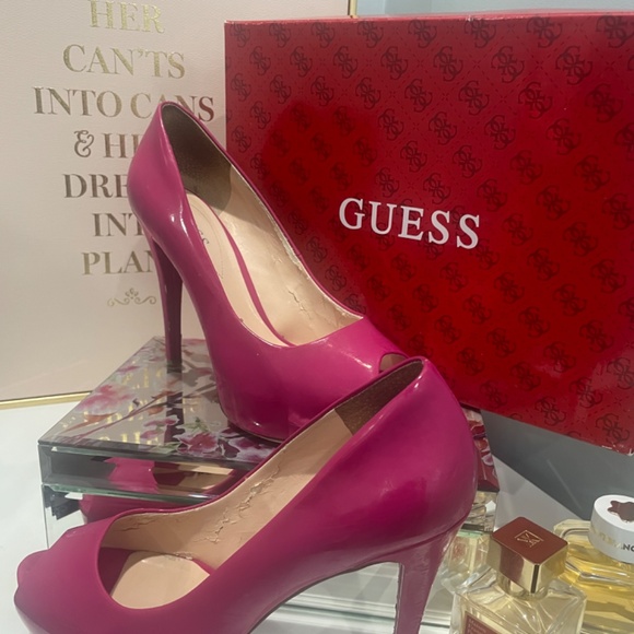 Pink Platform Peep Pump | Guess - Picture 3 of 9